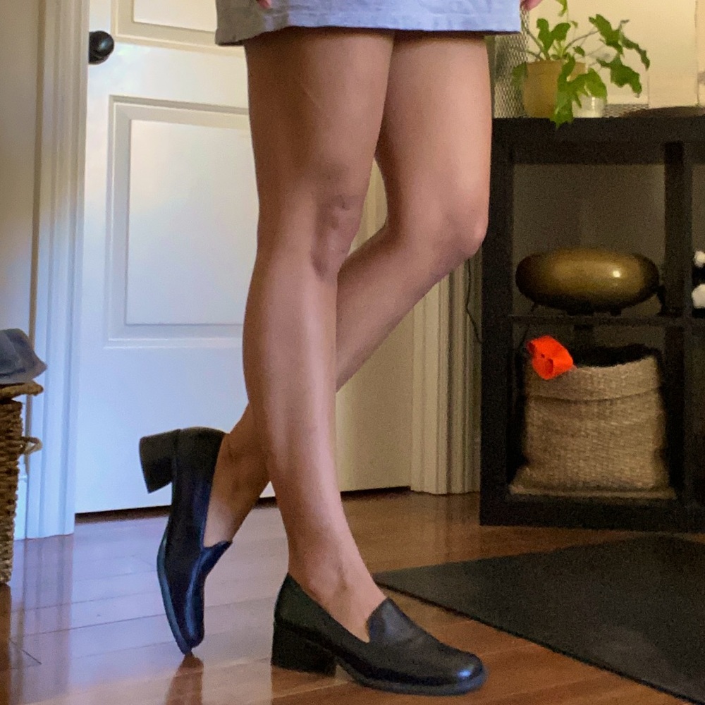 Vintage Aerosoles leather heeled loafer